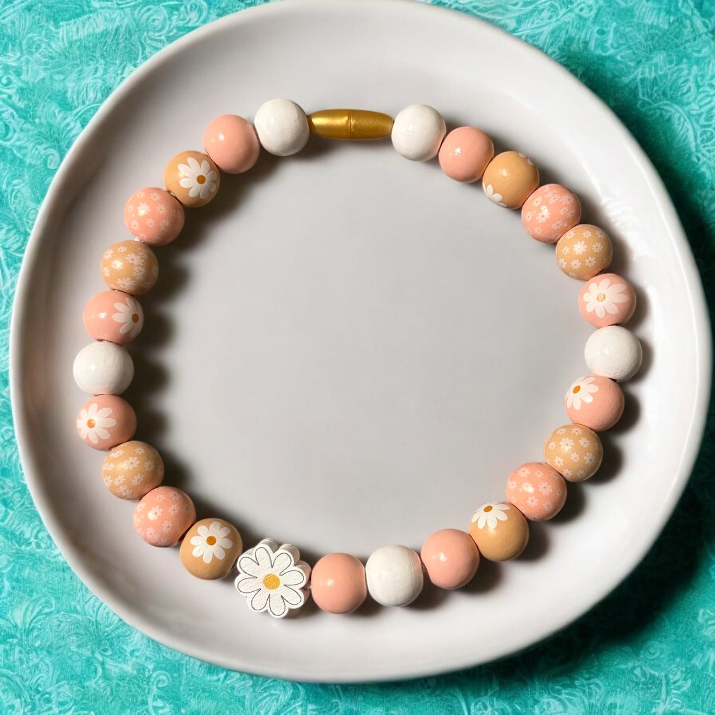 Daisy Wooden Beaded Necklace