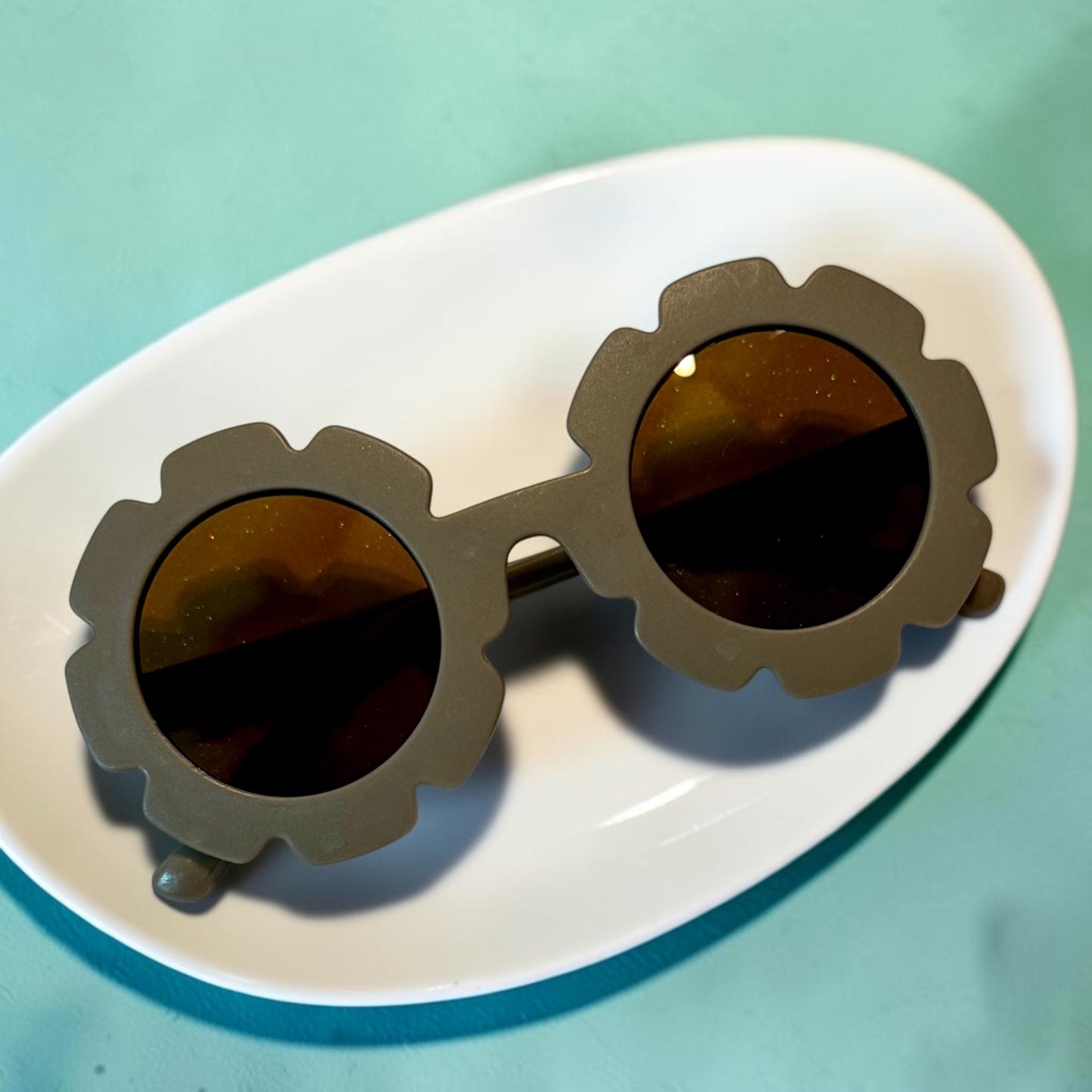 Gray brown Flower Children’s Sunglasses