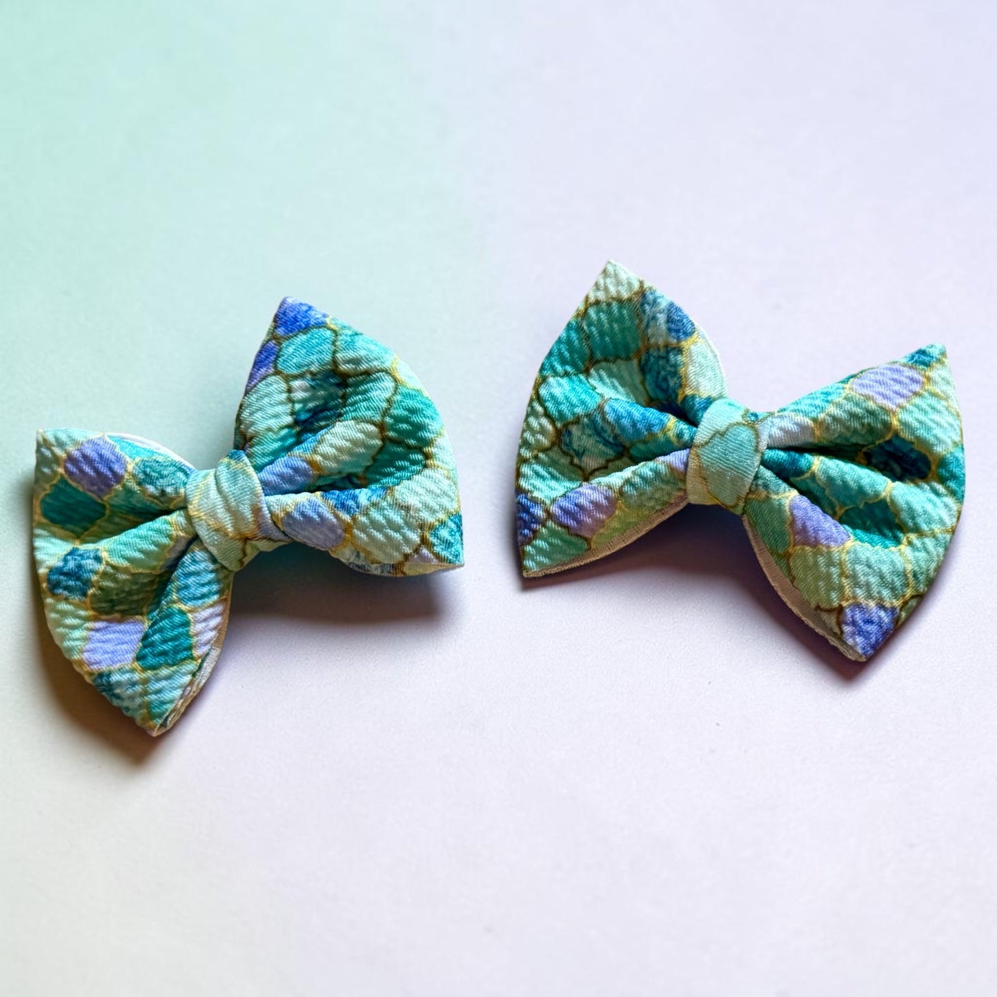 Mermaid Piggie Clip bows