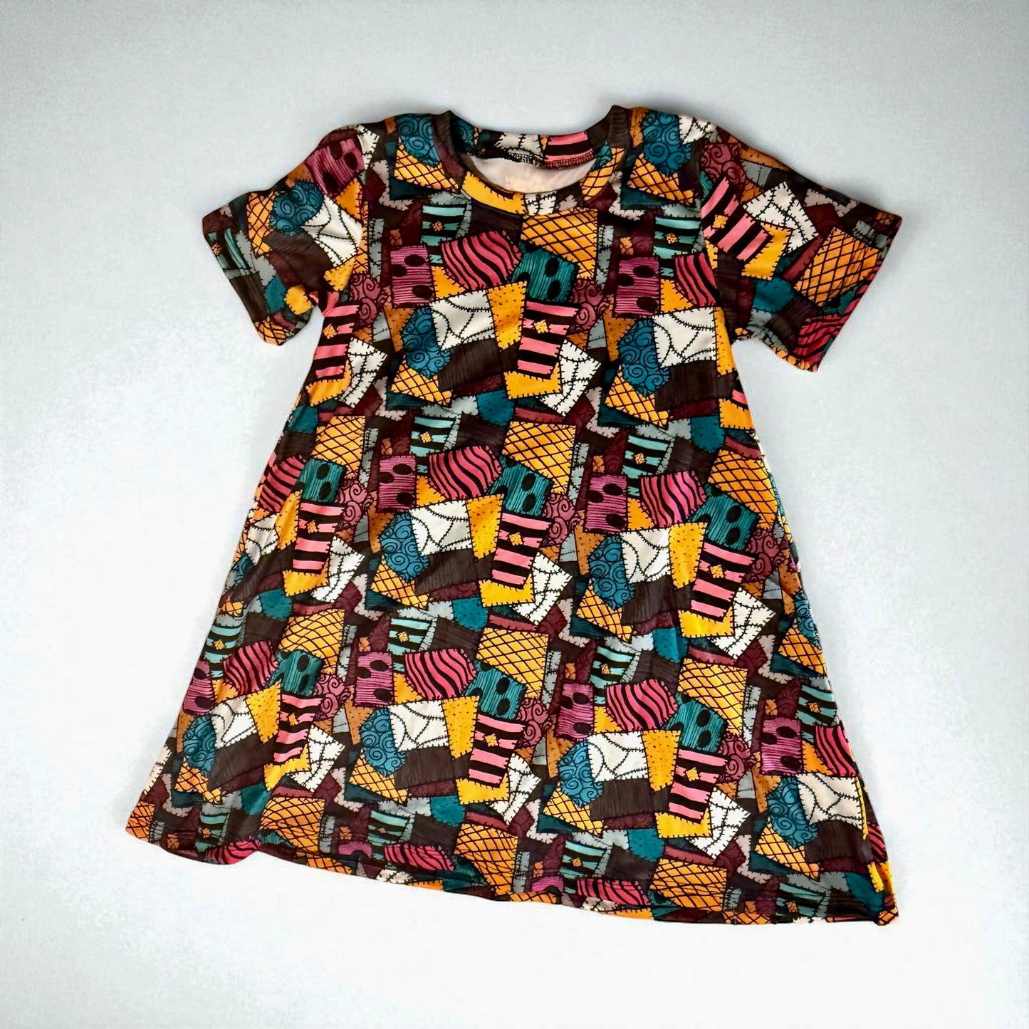 Sally patch tshirt dress 4/5
