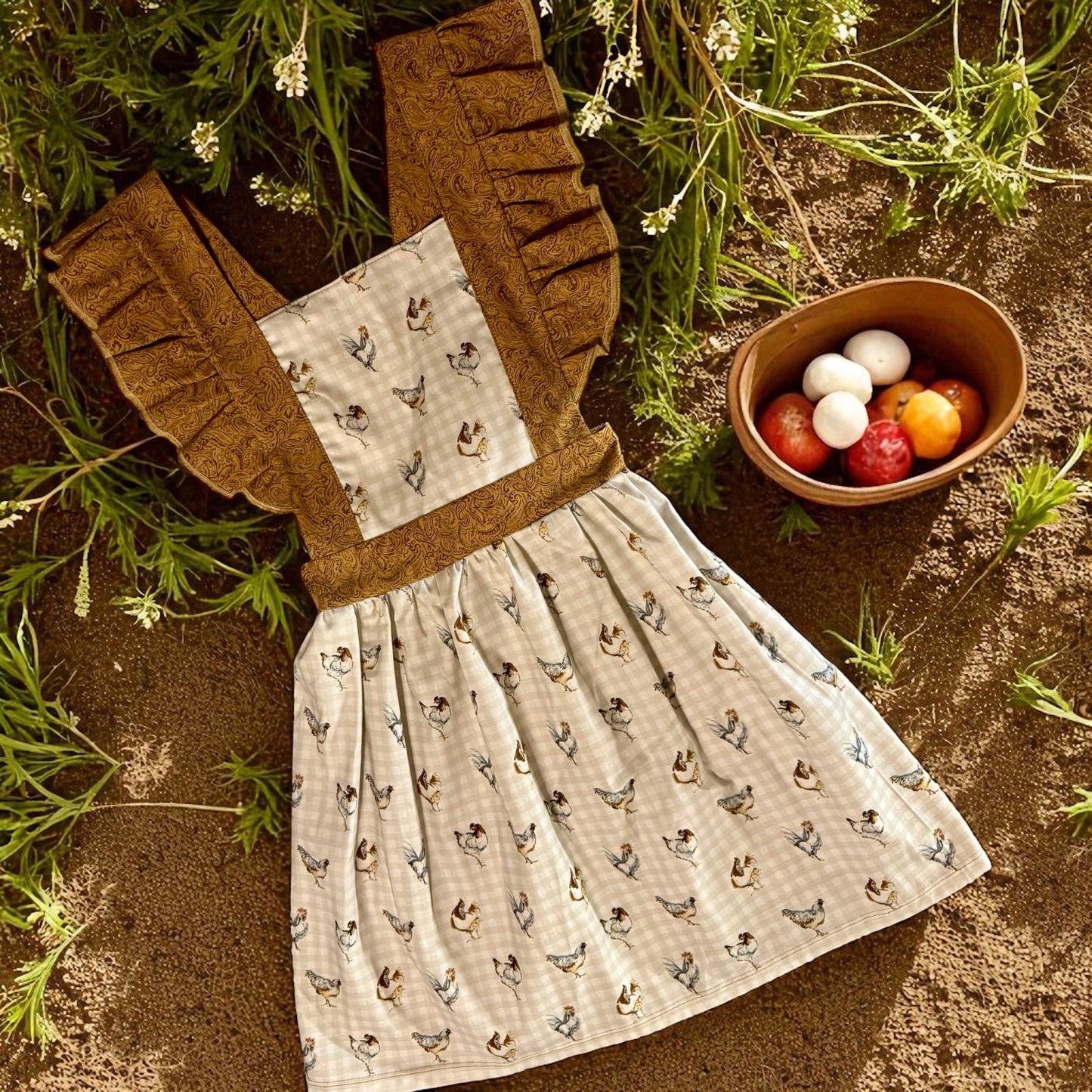 Apron dress chicken 6/7y