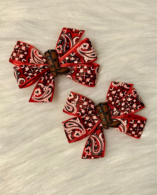 Black Boots Piggy Bows